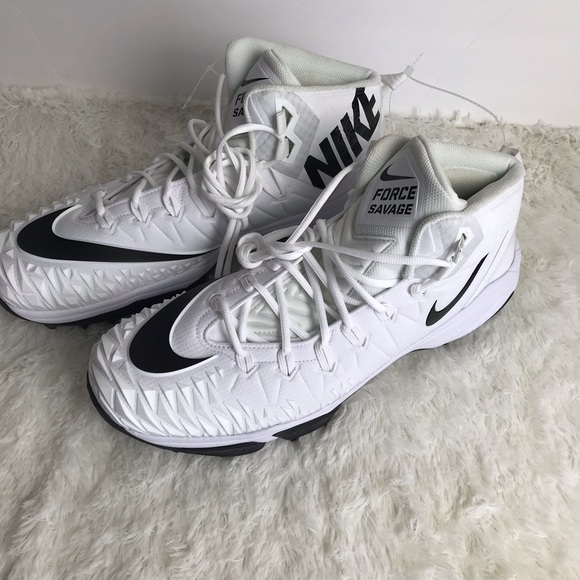 nike zoom force savage